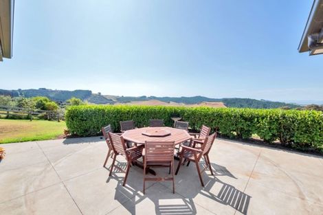 Photo of property in 140 Webber Road, South Head, Helensville, 0874