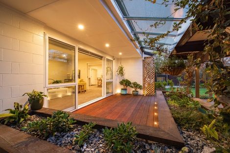 Photo of property in 73 Grahams Road, Burnside, Christchurch, 8041