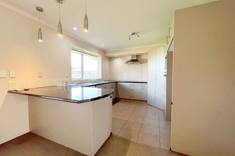 Photo of property in 10 Madison Street, Cambridge, 3434