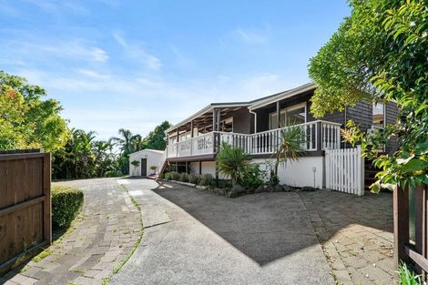 Photo of property in 26 Eugenia Rise, Totara Heights, Auckland, 2105