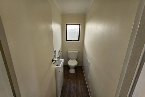 Photo of property in 27 Radiata Street, Fairview Downs, Hamilton, 3214