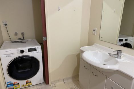 Photo of property in Terrace Heights Apartments, 13e/163 The Terrace, Wellington Central, Wellington, 6011