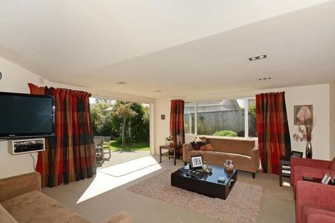 Photo of property in 6 Pempsey Street, Silverstream, Upper Hutt, 5019