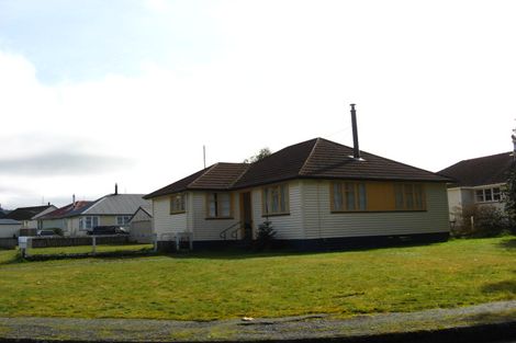 Photo of property in 2 Conlon Street, Reefton, 7830