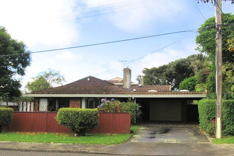 Photo of property in 17a Kowhai Grove, Waikanae, 5036