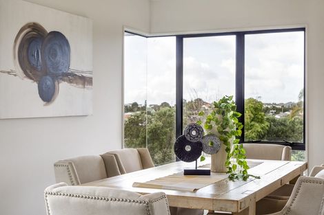 Photo of property in 1/55 Nigel Road, Browns Bay, Auckland, 0630