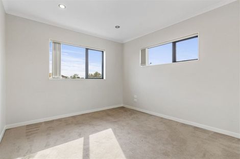 Photo of property in 88 Keri Vista Rise, Papakura, 2110