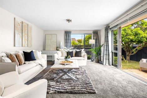Photo of property in 218a Riverlaw Terrace, Saint Martins, Christchurch, 8022