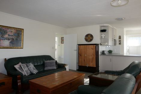 Photo of property in 47a Olive Terrace, Paraparaumu Beach, Paraparaumu, 5032
