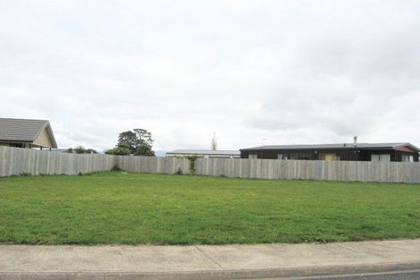 Photo of property in 2 Oribi Place, Whitianga, 3510