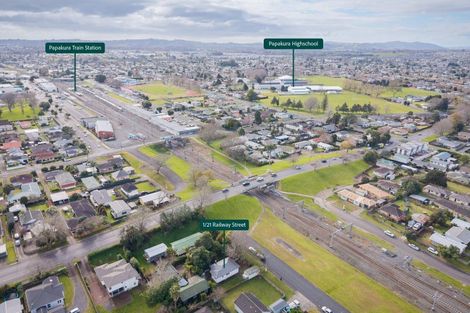 Photo of property in 1/21 Railway Street West, Papakura, 2110