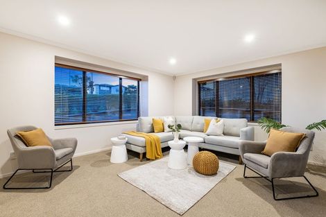 Photo of property in 5 Paparoa Crescent, Aotea, Porirua, 5024