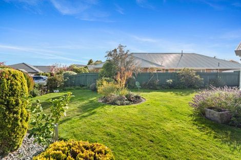 Photo of property in 15 Tudor Grove, Feilding, 4702