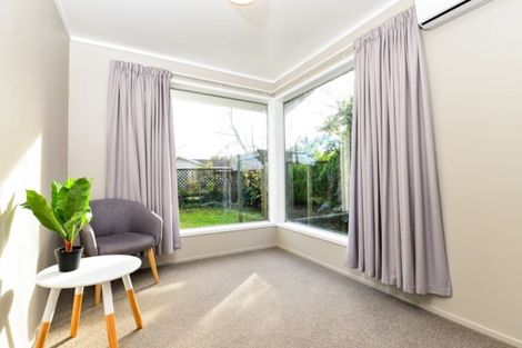 Photo of property in 2 Montana Place, Dinsdale, Hamilton, 3204