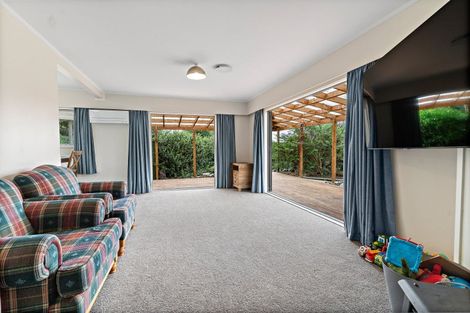 Photo of property in 2 North Street, Greytown, 5712