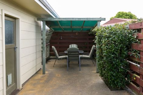 Photo of property in 1/22 Oxford Street, Taradale, Napier, 4112