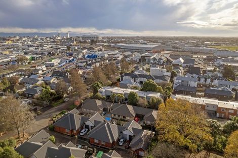 Photo of property in 16c Defoe Place, Waltham, Christchurch, 8023