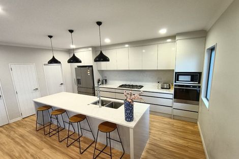 Photo of property in 70 Puni Road, Pukekohe, 2120