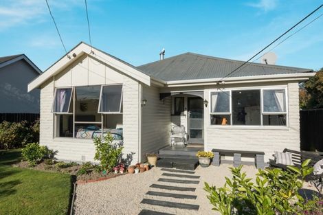 Photo of property in 16 Somerfield Street, Somerfield, Christchurch, 8024