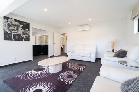 Photo of property in 14 Ronald Woolf Place, Churton Park, Wellington, 6037