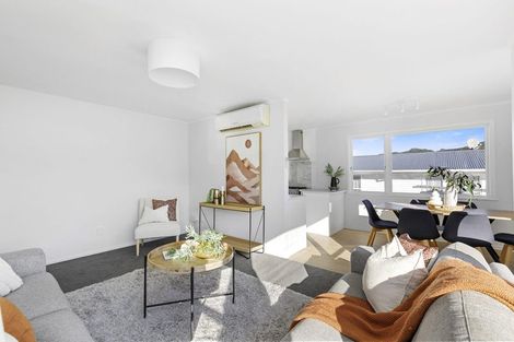 Photo of property in 40 Momona Street, Wainuiomata, Lower Hutt, 5014