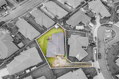 Photo of property in 8 Orrell Place, Mangere, Auckland, 2022