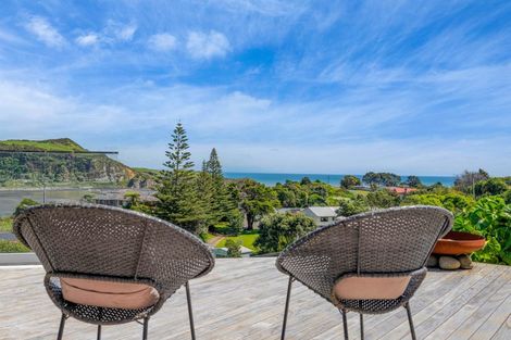 Photo of property in 69 North Street, Mokau, 4376