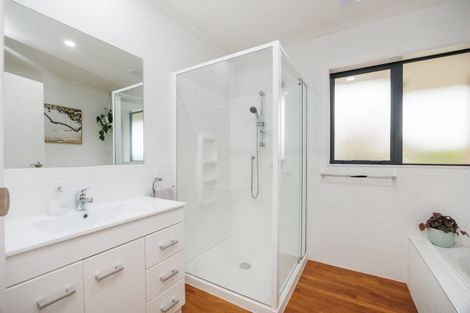 Photo of property in 4 Wake Place, Aokautere, Palmerston North, 4471