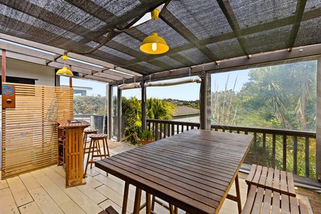 Photo of property in 92 Stanmore Bay Road, Stanmore Bay, Whangaparaoa, 0932
