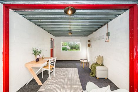 Photo of property in 21 Chums Road, Paraparaumu Beach, Paraparaumu, 5032