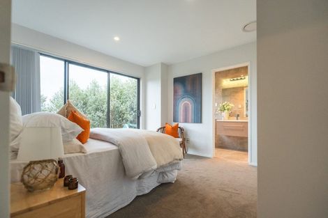 Photo of property in 23 Reserva Crescent, Kumeu, 0810
