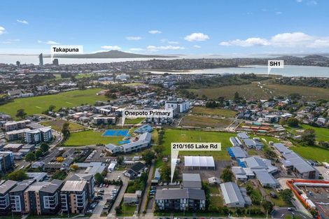 Photo of property in 210/165 Lake Road, Northcote, Auckland, 0627