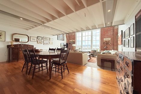 Photo of property in Waterloo Quay Apartments, 211/28 Waterloo Quay, Pipitea, Wellington, 6011