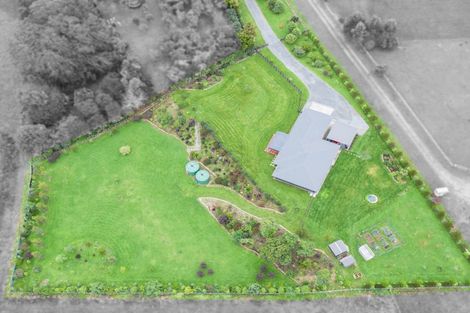 Photo of property in 213b Muhunoa East Road, Ohau, Levin, 5570