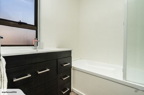 Photo of property in 524 Marine Parade, South New Brighton, Christchurch, 8062