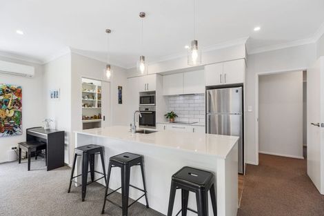 Photo of property in 77 Sandhurst Drive, Papamoa Beach, Papamoa, 3118