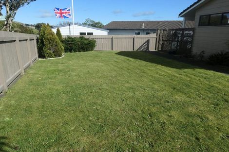 Photo of property in 37 Guadeloupe Crescent, Grenada Village, Wellington, 6037