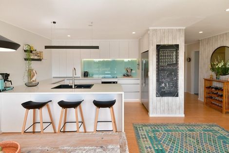 Photo of property in 28 Alec Craig Way, Gulf Harbour, Whangaparaoa, 0930