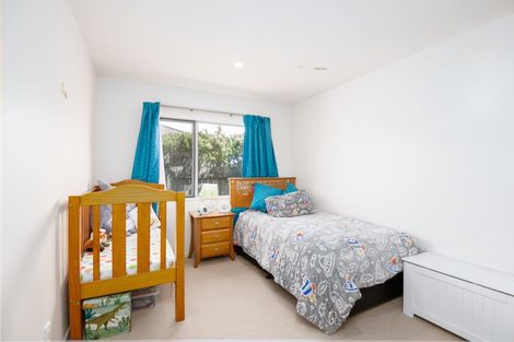 Photo of property in 241 Mark Avenue, Grenada Village, Wellington, 6037