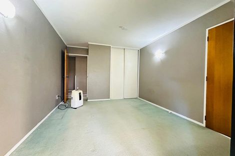 Photo of property in 78 Harmel Road, Glendene, Auckland, 0602
