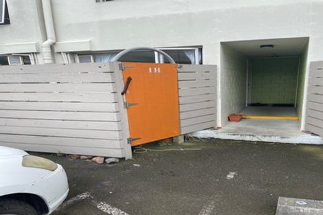 Photo of property in Qba Apartments, 1h/51 Webb Street, Mount Cook, Wellington, 6011