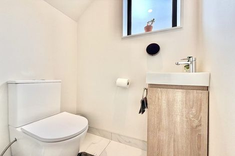 Photo of property in 1/28 Smythe Road, Henderson, Auckland, 0612