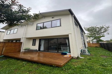 Photo of property in 8/25 Manse Road, Pahurehure, Papakura, 2113