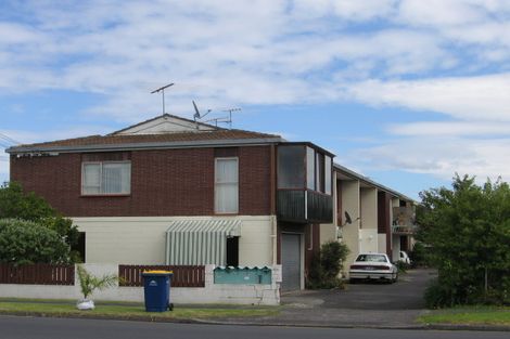 Photo of property in 3/772 Beach Road, Browns Bay, Auckland, 0630