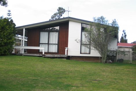 Photo of property in 16 Lowe Park Lane, Pauanui, Hikuai, 3579