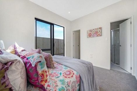 Photo of property in 14 Tetekura Street, Takanini, 2110