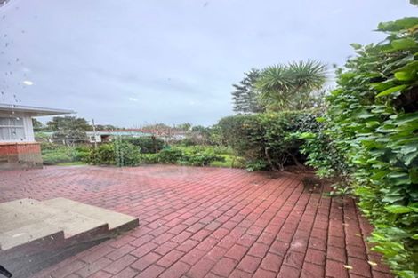 Photo of property in 18 Tomlinson Street, Hillpark, Auckland, 2102