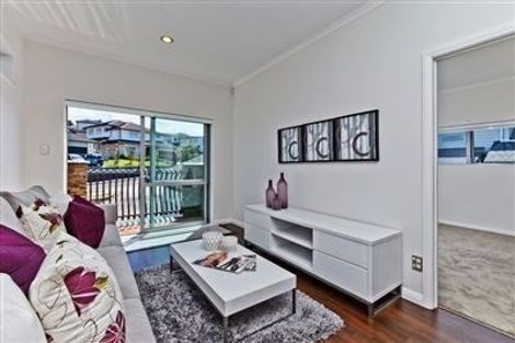 Photo of property in 52 Laurel Oak Drive, Schnapper Rock, Auckland, 0632