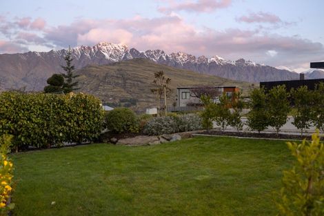 Photo of property in St Andrews Park, 66 Highview Terrace, Queenstown, 9300