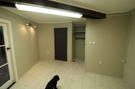 Photo of property in 539 South Titirangi Road, Titirangi, Auckland, 0604